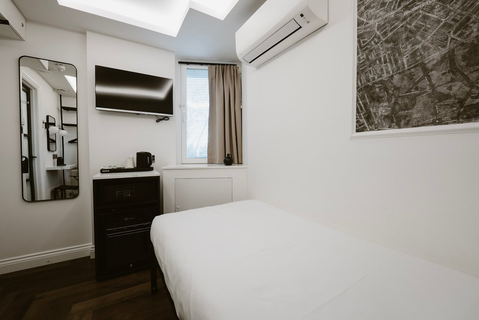 Signature Room Solo | STG Hotel former St. Giles Hotel