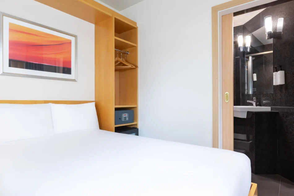 Executive SINGLE (4)