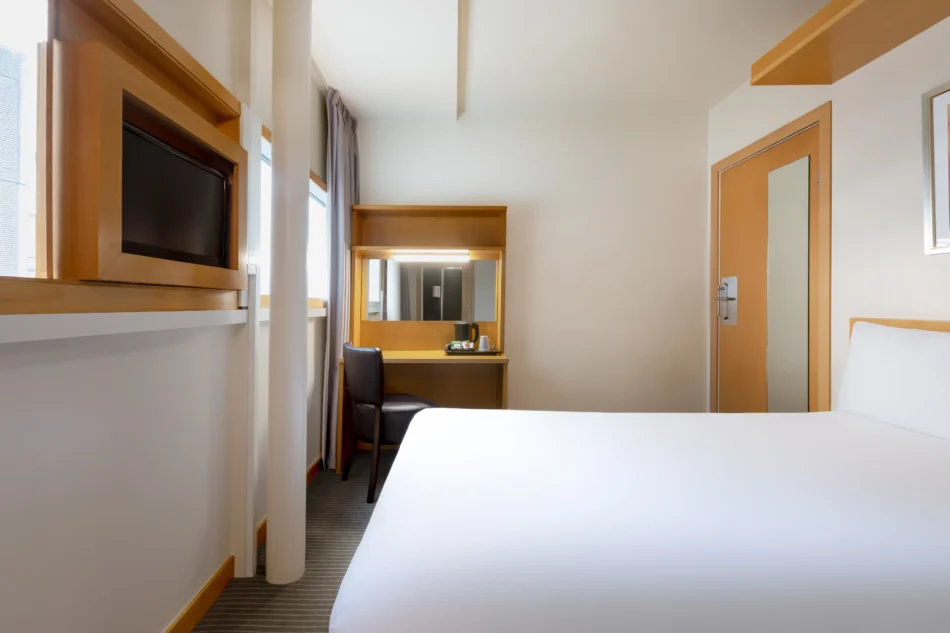 Executive SINGLE (5)